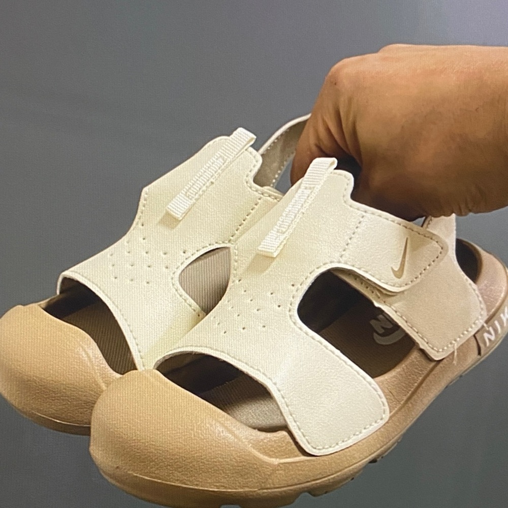 Nike Kids Neutral Cream & Tan Sport Sandals